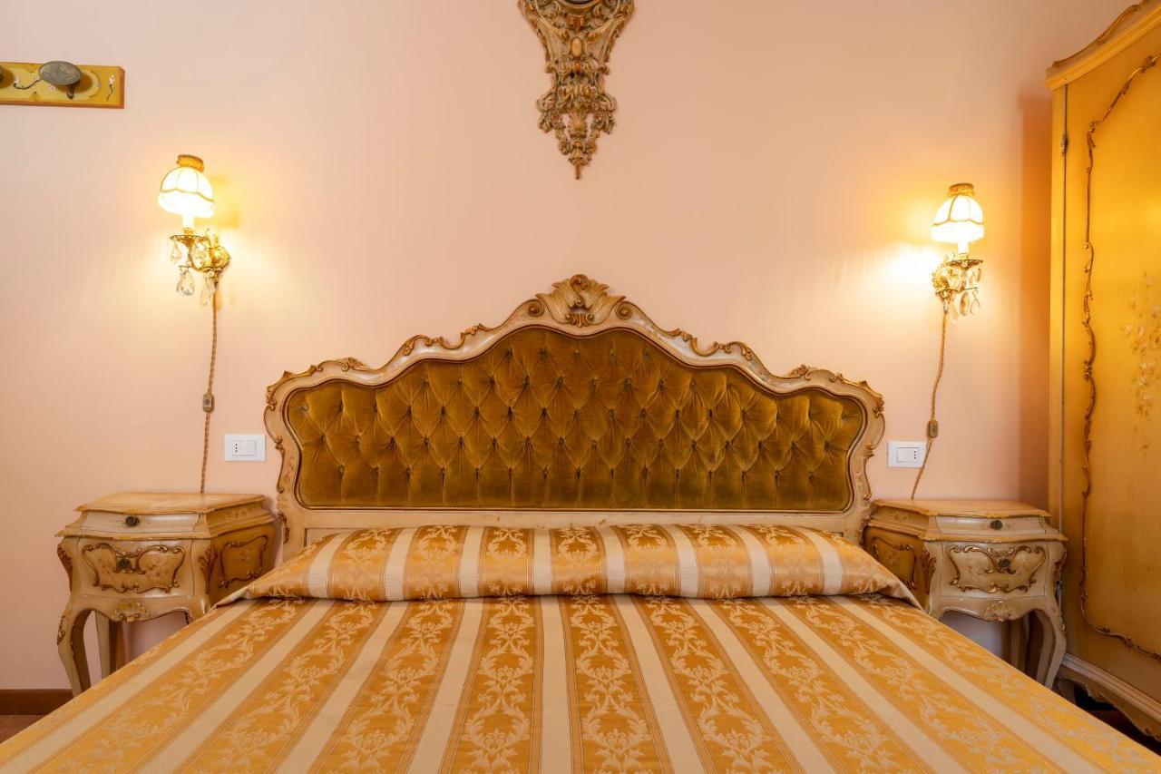 Queen House Venezia Екстер'єр фото