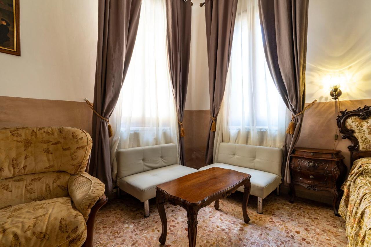 Queen House Venezia Екстер'єр фото